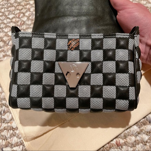 Louis Vuitton Calfskin Damier Twist BB Shouldr Bag - Picture 12 of 16